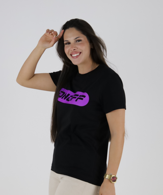 T-shirt Bold- T-shirt Preta com Estampado Cor Flúor